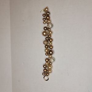 Carolee beaded pearl gold bracelet